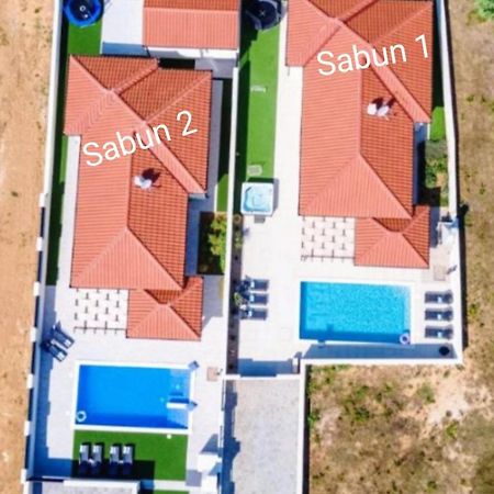 Villas Sabun - Modern House With Heated Pool Privlaka  Esterno foto