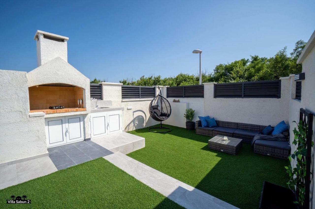 Villas Sabun - Modern House With Heated Pool Privlaka  Esterno foto