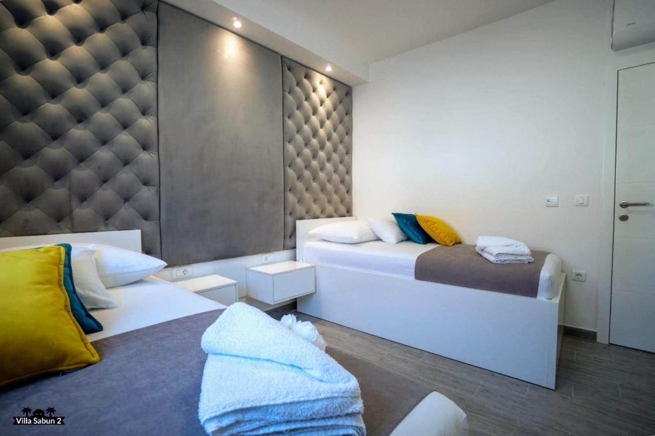 Villas Sabun - Modern House With Heated Pool Privlaka  Esterno foto