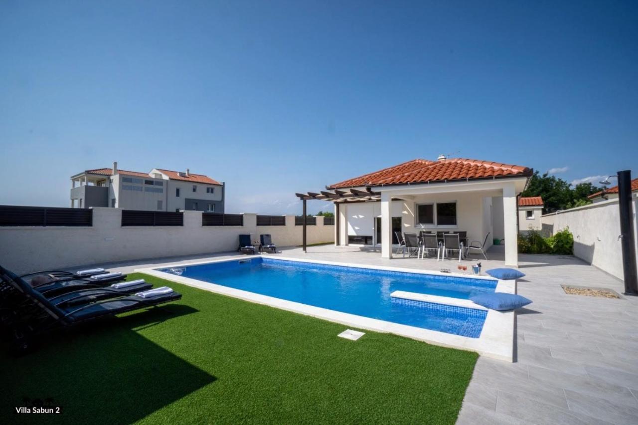 Villas Sabun - Modern House With Heated Pool Privlaka  Esterno foto