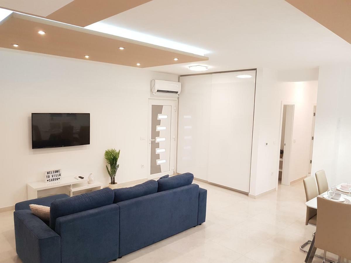 Villas Sabun - Modern House With Heated Pool Privlaka  Esterno foto